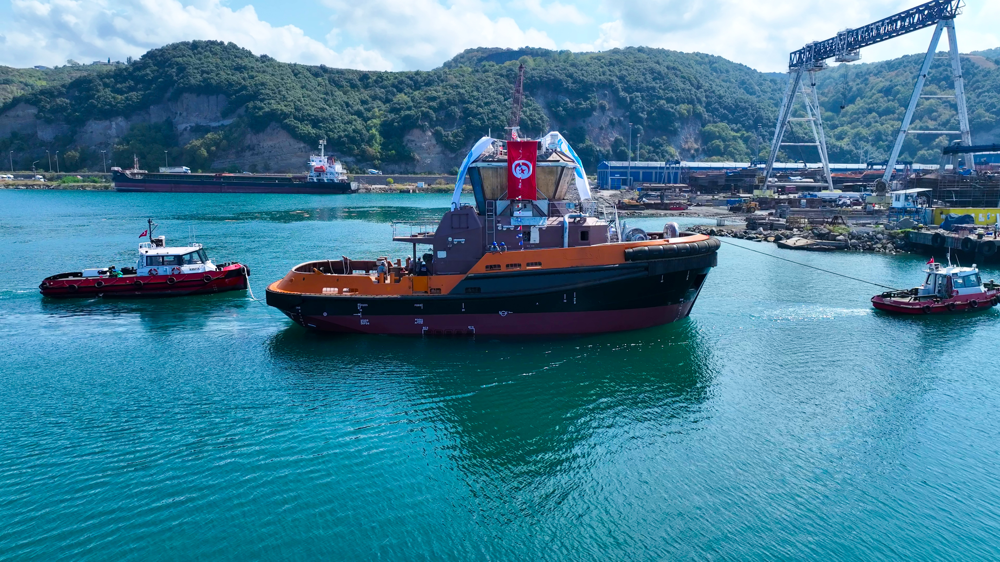 MED MARINE LAUNCHES THIRD RAmparts 2800 TUG TO REINFORCE OMMP’S FLEET